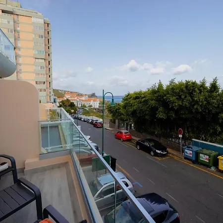 Sea Breeze Iii Apartment Caniço